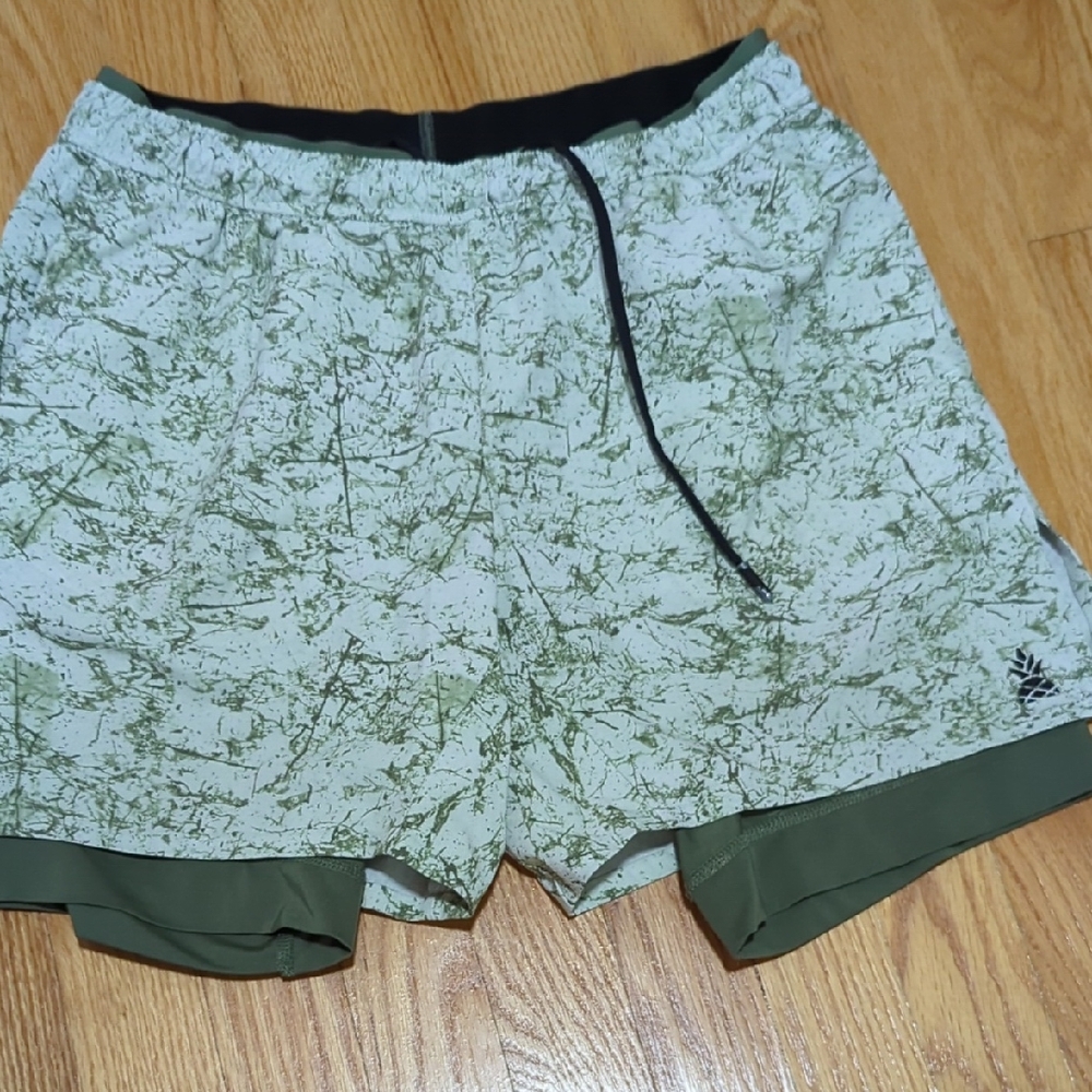 Chubbies Olive Patterned Ultimate Training Shorts